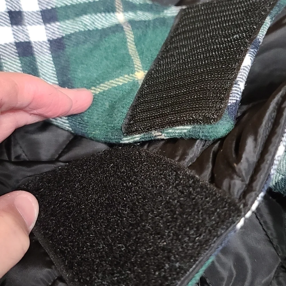 Large DOG‎ Coat Flannel Quilted Hook&Loop Green/White/Tan Plaid 27x21